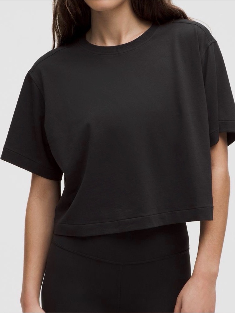 Lululemon crop tee
